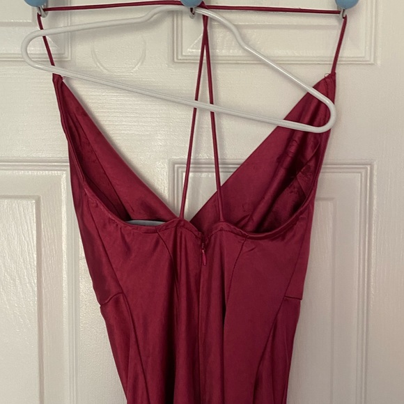 Princess Polly LIONESS Silk slit dress - Picture 10 of 16